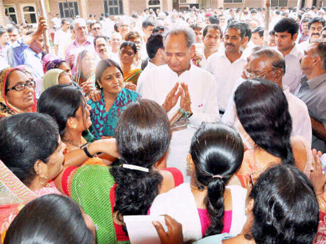 Photo - Assembly polls in 5 states