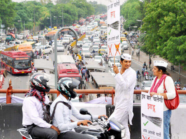 Photo - Electioneering picks up in five states
