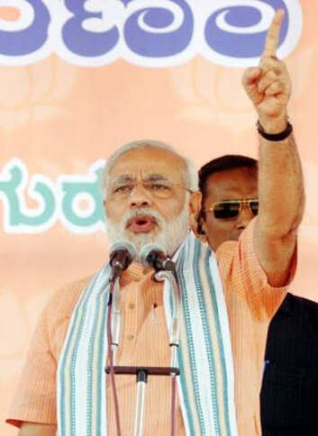 Photo - Modi campaigns in Karnataka