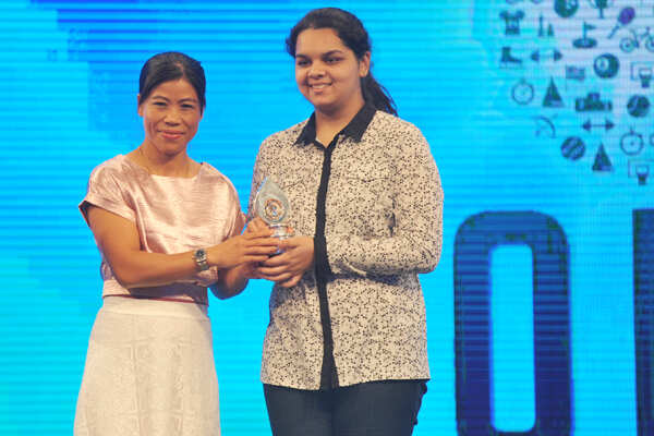 Photo - Mahindra Scorpio TOISA winners