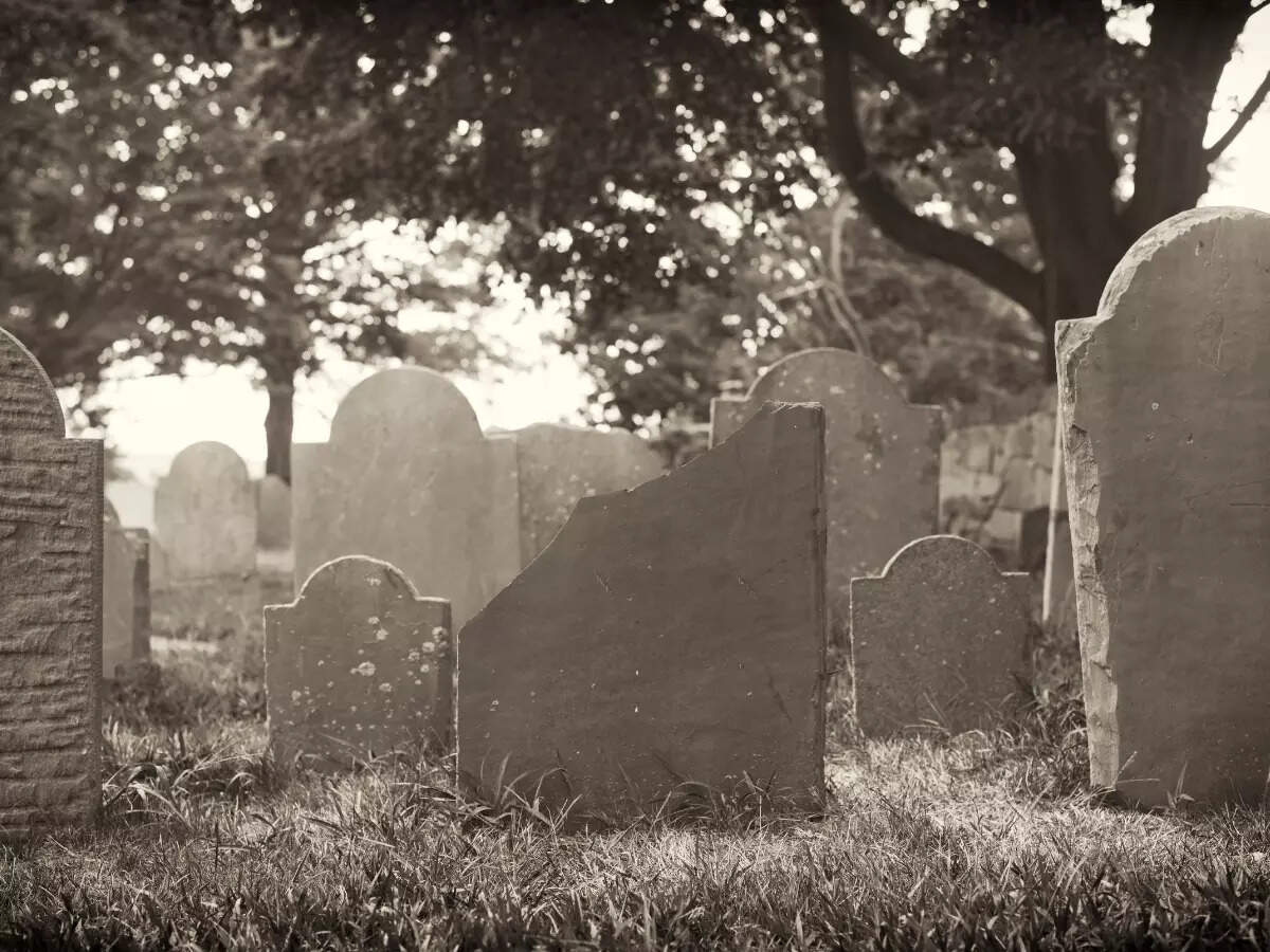 Salem graves Salem graves