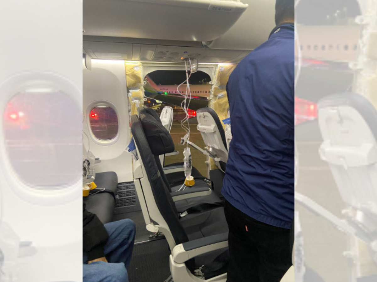 US flight makes emergency landing