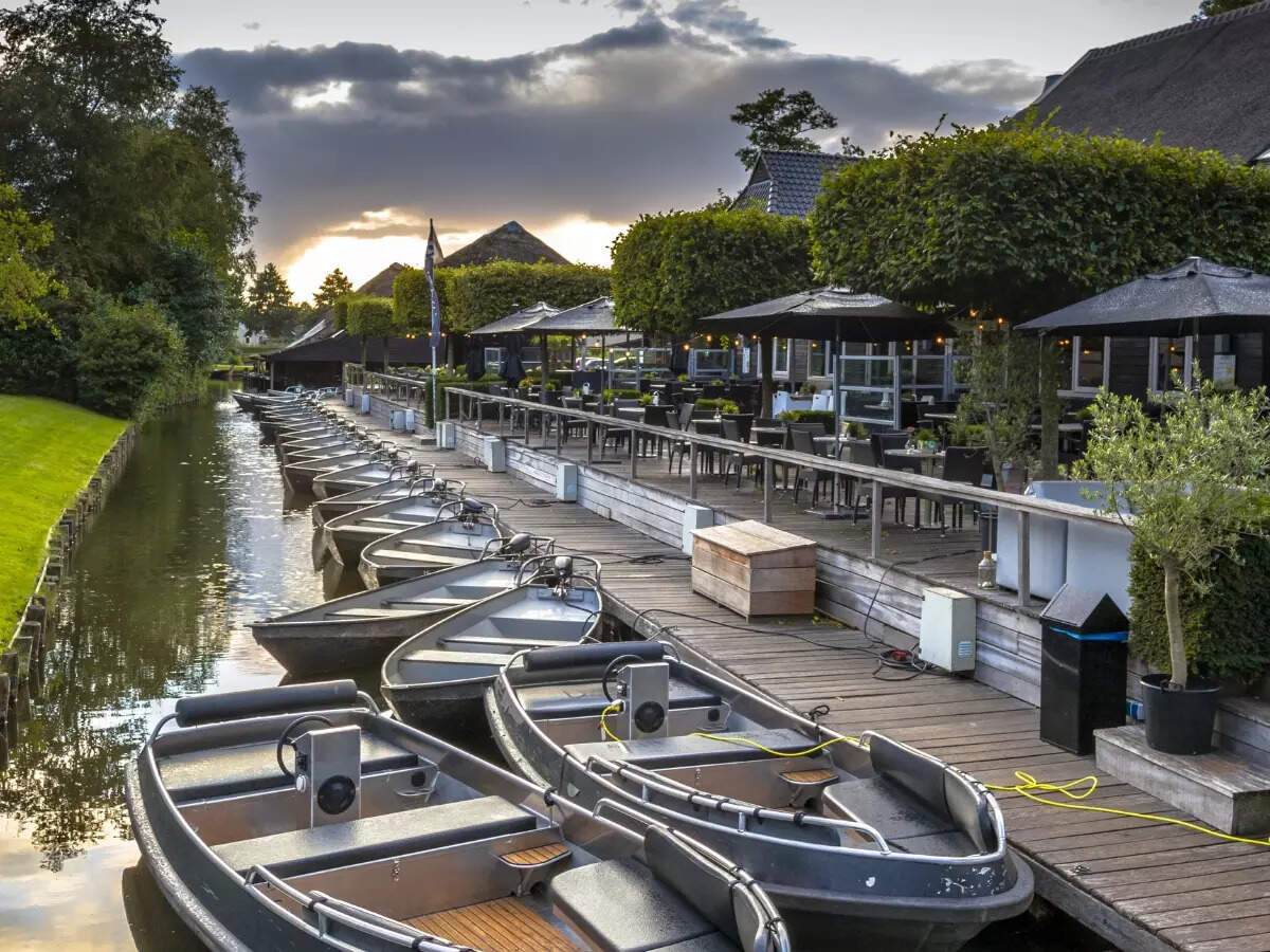 Boats in Giethoorn
