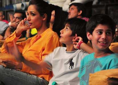 Malaika sizzles at Super Fight League 2