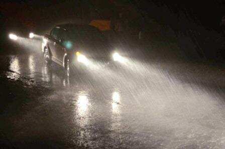 Rain, snowfall throws life out of gear