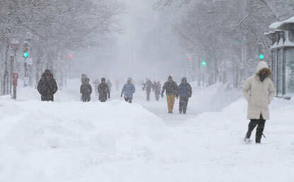 Blizzard hammers US northeast