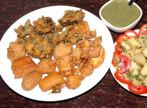 Lip-smacking Holi delicacies
