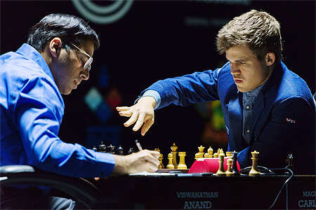 Viswanathan Anand and Magnus Carlsen