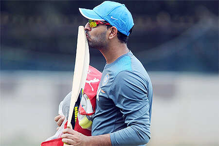 IPL 8 auction: Yuvraj Singh fetches record price, Cariappa surprise hit