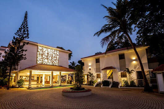 radisson candolim
