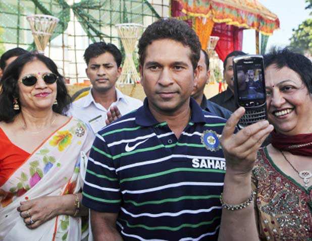 President honours world champs