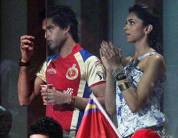 Knight Riders vs Royal Challengers