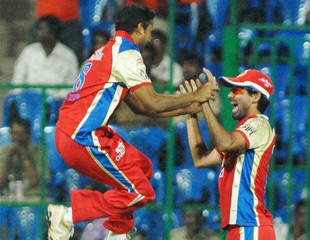 Match 35: Royal Challengers Bangalore vs Pune Warriors India