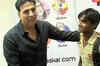 Akshay Kumar meets his biggest fan