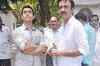 B-town celebs at funeral of Raju Hirani's father