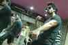 Shahid rehearsing for IIFA Awards 2012