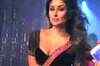 Kareena's 'raunchy' look in 'Halkat Jawani'