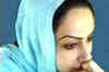 Iran hangs minor convicted of murder