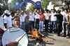 Police lathicharge Telangana supporters at Osmania Univ