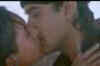 Aamir Khan and Karishma Kapoor's passionate kiss