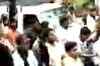 AP CM's convoy attacked by pro-Telangana supporters