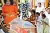 Govt to leave Sai Baba succession issue to trust