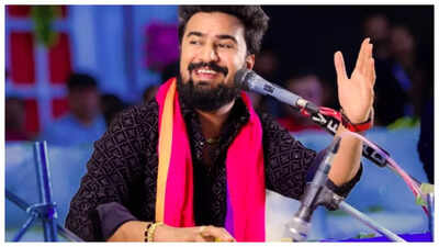 Sagardan Gadhavi mesmerizes audience at 27th Patotsav at Bhaguda