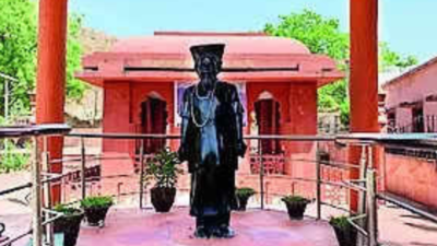 Rs 17cr to be spent on facelift of Dashrath Manjhi&rsquo;s village