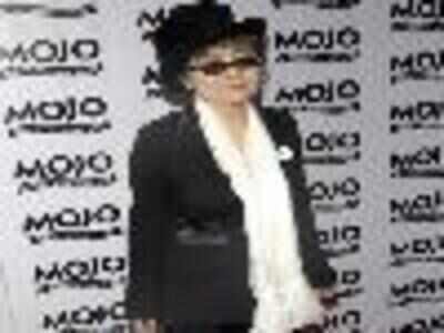 Yoko Ono lights Imagine Peace Tower
