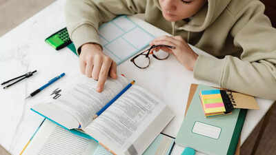Announcement of JEE Main 2024 syllabus reduction is a bit late: Expert opinion