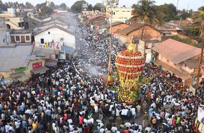 Murugha Mutt rathotsava attracts devotees
