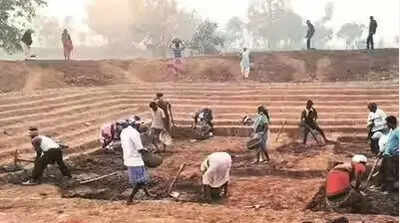 CENTRE ALLOCATES RS 7.5K CR UNDER RURAL JOB SCHEME