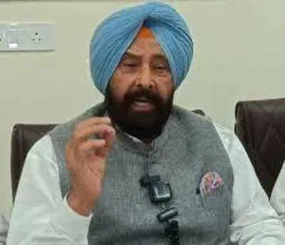 From monthly urea schedule to real-time monitoring, Kewal Singh Dhillon seeks smooth fertiliser supply