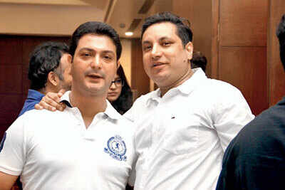 Buzz before the biz in Delhi