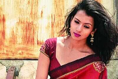 Shruti Hariharan joins Raate