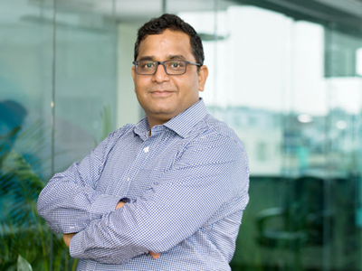 Mobile wallet companies Paytm, MobiKwik and Oxigen diversifying to combat UPI threat