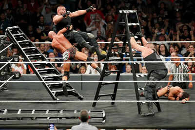 WWE NXT TakeOver Chicago Full results: Bobby Roode retains, DIY break up