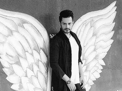 Shardul Pandit to make his theatre debut