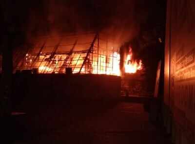 Gujarat: Major fire breaks out at hotel on NH-8 near Bharuch
