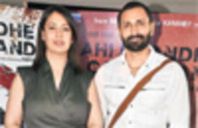 Preeti Jhangiani at Parvin Dabas's b-day party